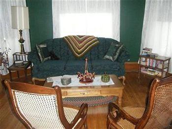 Bed & Breakfast The Sawyer House 2*