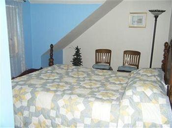 The Sawyer House 2* Sturgeon Bay