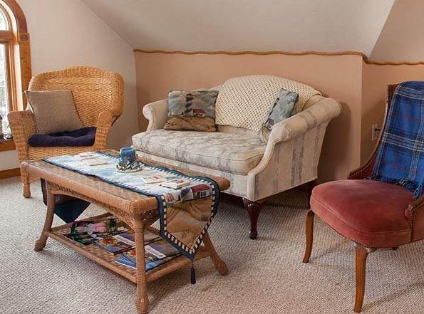 The Sawyer House Bed & Breakfast 2*